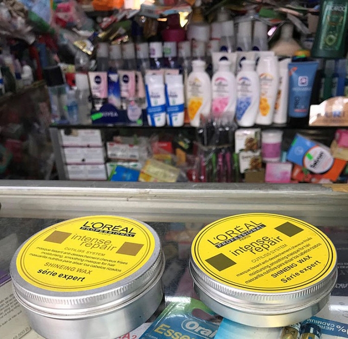 Hiểm họa từ sáp vuốt tóc giả nhãn hiệu L’Oréal Professionnel bày bán công khai hiem hoa tu wax vuot toc gia nhan hieu loreal professionnel bay ban cong khai