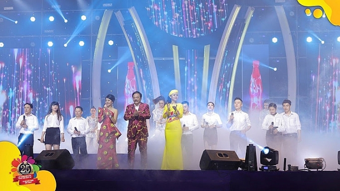 cuoc tro chuyen voi tuong lai va loi cam ket 100 nam phat trien cua tan hiep phat