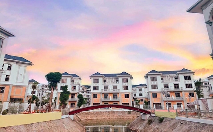 Ngỡ lạc giữa trời Âu tại khu “phố nhà giàu” thành phố Hạ Long ngo lac giua troi au tai khu pho nha giau thanh pho ha long