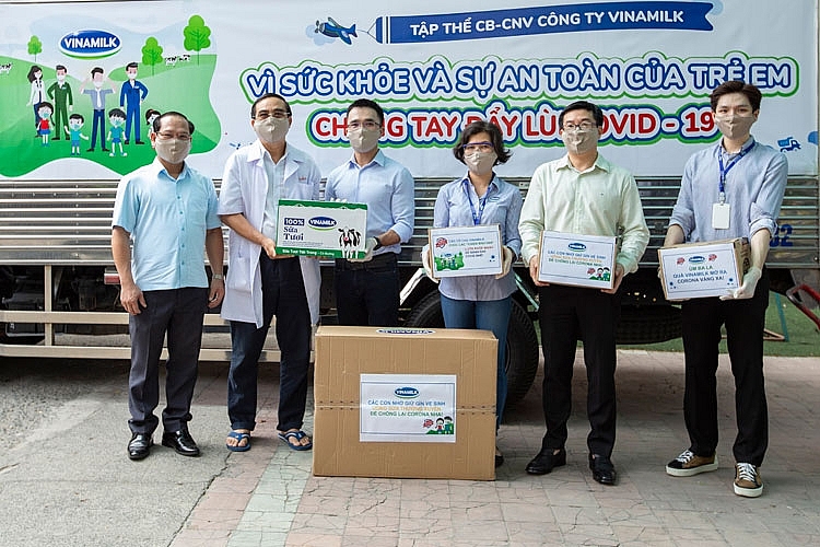 Vinamilk là thương hiệu dẫn đầu Việt Nam và nằm trong Bảng xếp hạng Asia’s Top 1000 Brands