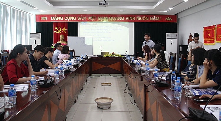 Phổ biến chính sách pháp luật hải quan cho các doanh nghiệp nước ngoài