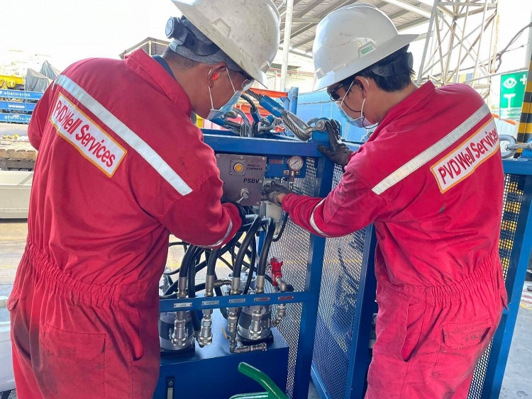 Giao ban CEO lần thứ 10 – 2021: Petrovietnam chủ động linh hoạt thích ứng với trạng thái bình thường mới