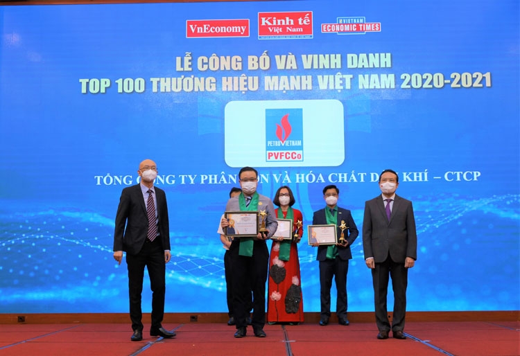 Đạm Phú Mỹ được vinh danh Top 100 Thương hiệu mạnh Việt Nam 2020 - 2021 Đạm Phú Mỹ được vinh danh Top 100 Thương hiệu mạnh Việt Nam 2020 - 2021