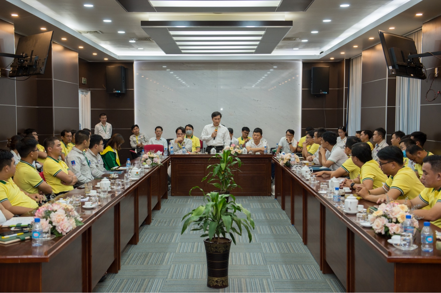 CBCNV PVCFC nâng cao năng lực chuyên môn, cùng bà con phát triển bền vững CBCNV PVCFC nâng cao năng lực chuyên môn, cùng bà con phát triển bền vững