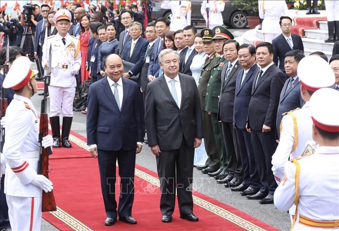 Chủ tịch nước chủ trì lễ đón chính thức và hội đàm với Tổng Thư ký Liên Hợp Quốc António Guterres - Ảnh 1. Chủ tịch nước chủ trì lễ đón chính thức và hội đàm với Tổng Thư ký Liên Hợp Quốc António Guterres - Ảnh 1.