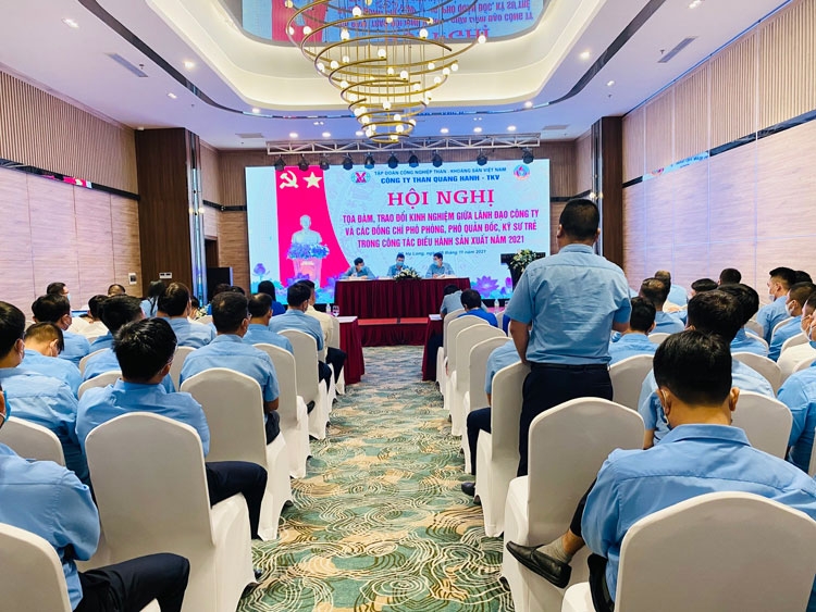 Than Quang Hanh tọa đàm trao đổi kinh nghiệm công tác điều hành sản xuất Than Quang Hanh tọa đàm trao đổi kinh nghiệm công tác điều hành sản xuất