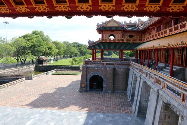 Quảng bá di sản và áo dài truyền thống trong Liên hoan phim Việt Nam hình ảnh 1 Quang ba di san va ao dai truyen thong trong Lien hoan phim Viet Nam hinh anh 1