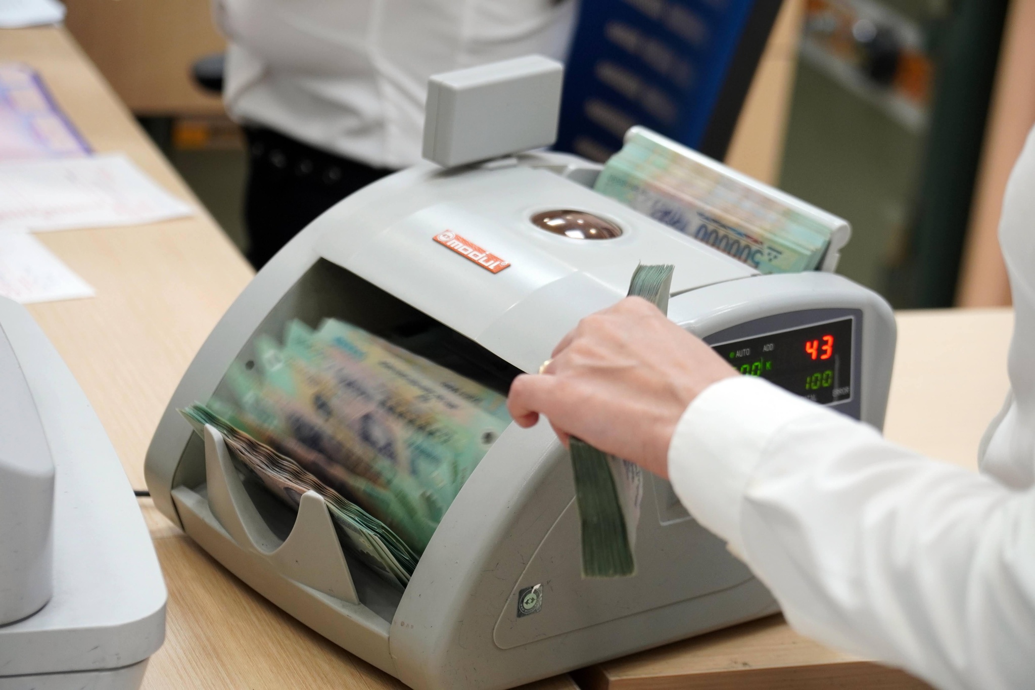 Tiền gửi thanh toán của tổ chức kinh tế tăng mạnh - ảnh 1