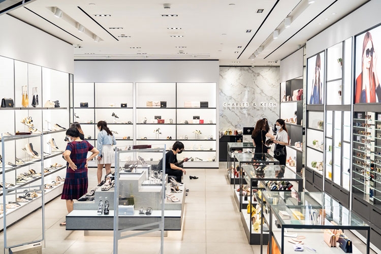 Bán lẻ tăng tốc để bùng nổ vào dịp cuối năm Bán lẻ tăng tốc để bùng nổ vào dịp cuối năm