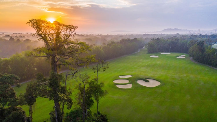 Vietnam Airlines và Vinpearl tiên phong khởi động mô hình du lịch khép kín với giải golf “Green Journey to Phú Quốc” Vietnam Airlines và Vinpearl tiên phong khởi động mô hình du lịch khép kín với giải golf “Green Journey to Phú Quốc”