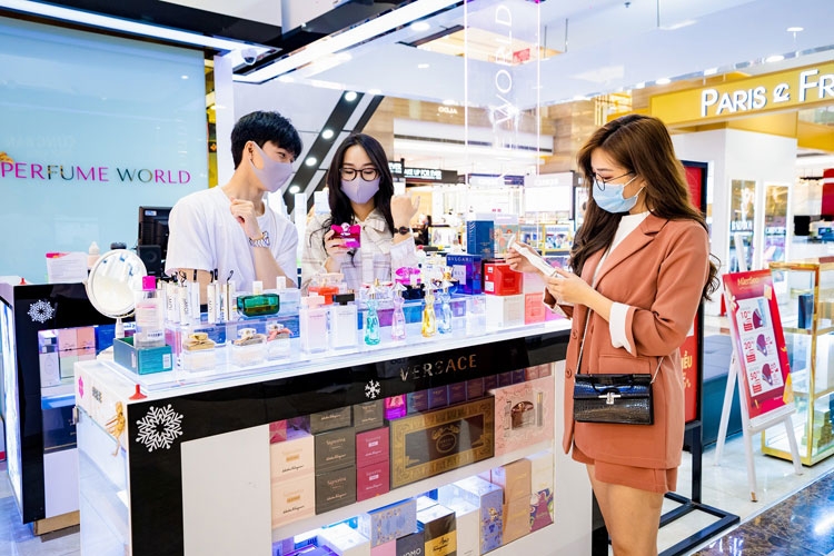 Săn ưu đãi chính hãng lên tới 50%++ tại ngày hội mua sắm Vicom Black Friday