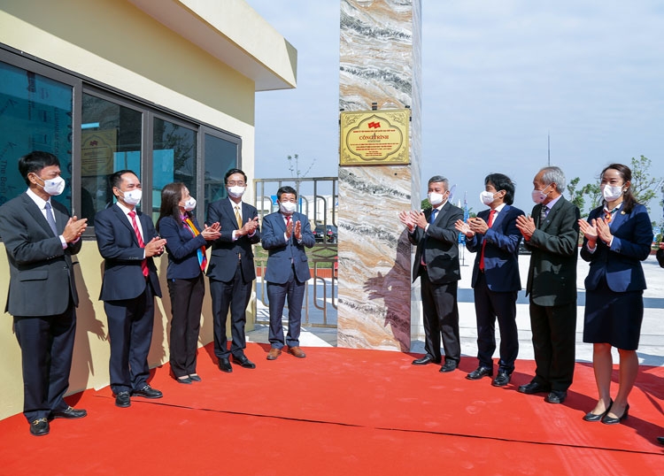 Các công trình, hoạt động Dầu khí rộn ràng cán đích Các công trình, hoạt động Dầu khí rộn ràng cán đích