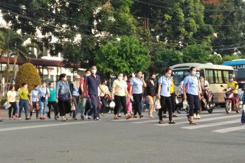 56% người lao động được tăng lương, làn sóng nghỉ việc chững lại ảnh 1