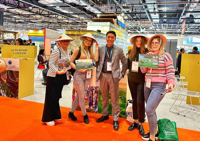 Du lịch tăng tốc thu hút khách quốc tế - Ảnh 1. Du lịch tăng tốc thu hút khách quốc tế - Ảnh 1.