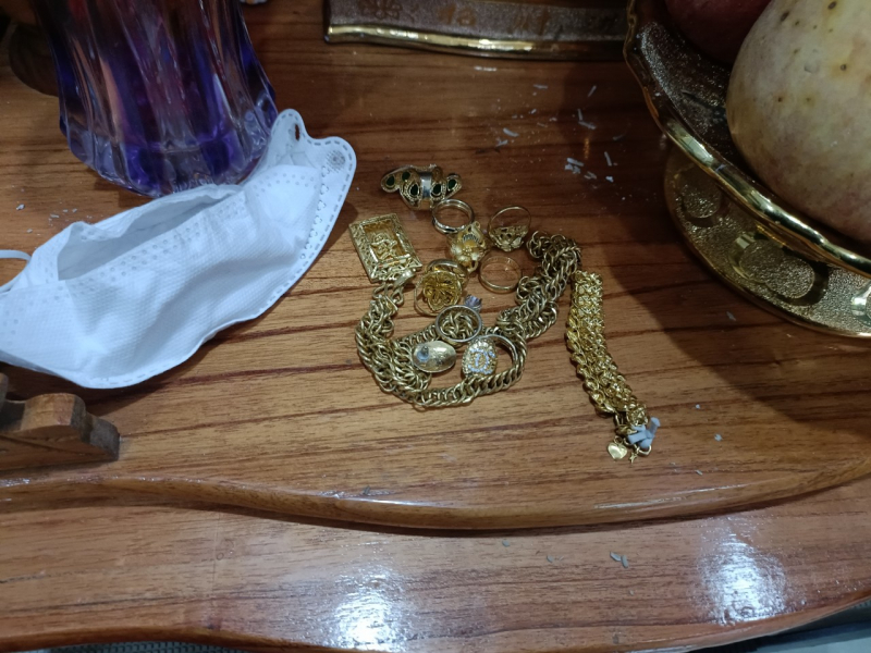 Gã xe ôm giả danh Công an lừa gần 1,7 tỷ đồng của cô gái nhẹ dạ -0