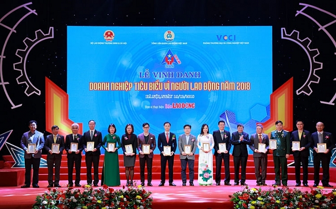 Tập đoàn BRG và SeaBank: “Doanh nghiệp vì Người lao động 2018” tap doan brg va seabank doanh nghiep vi nguoi lao dong 2018