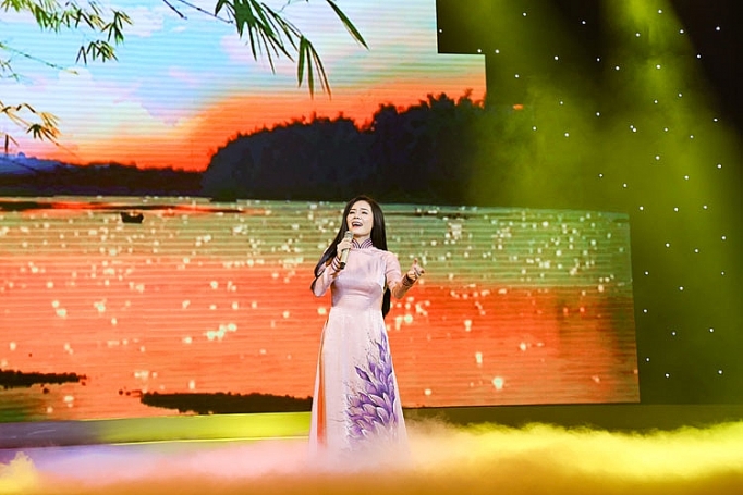 ky niem 72 nam xay dung va truong thanh bao cong an nhan dan