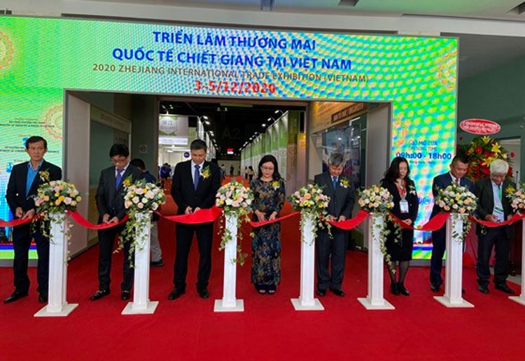 khai mac trien lam vietnam expo thu 18 va trien lam quoc te chiet giang tai viet nam