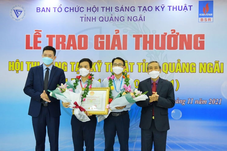 BSR đạt 7 giải thưởng tại Hội thi Sáng tạo Kỹ thuật tỉnh Quảng Ngãi lần thứ 12 BSR đạt 7 giải thưởng tại Hội thi Sáng tạo Kỹ thuật tỉnh Quảng Ngãi lần thứ 12