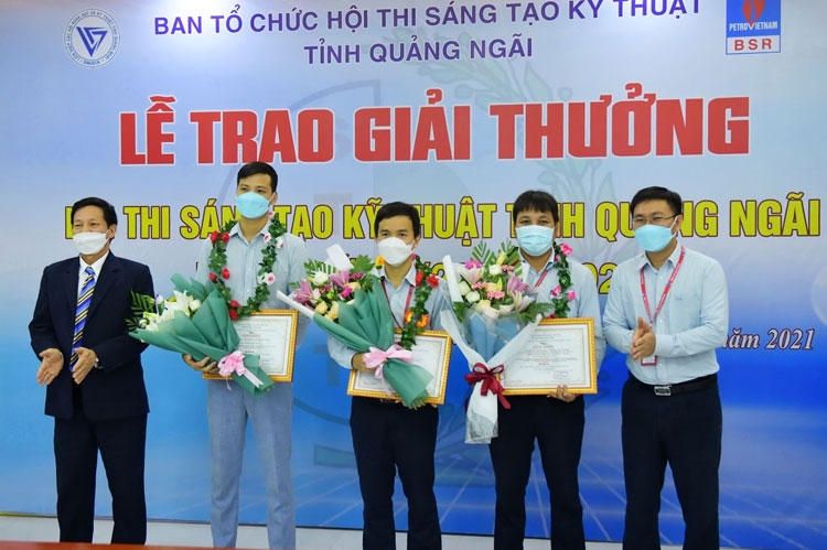 BSR đạt 7 giải thưởng tại Hội thi Sáng tạo Kỹ thuật tỉnh Quảng Ngãi lần thứ 12 BSR đạt 7 giải thưởng tại Hội thi Sáng tạo Kỹ thuật tỉnh Quảng Ngãi lần thứ 12