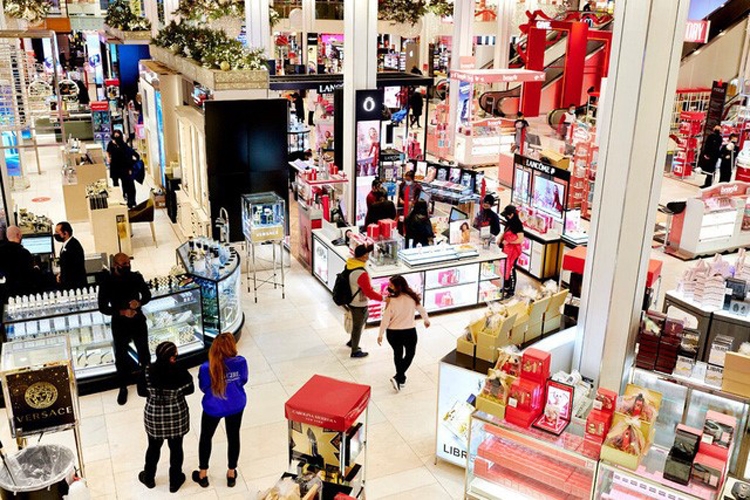 Mỹ: Bất chấp mối đe dọa từ “siêu biến thể” Omicron, tình trạng thiếu hàng hóa sẽ giảm bớt vào mùa mua sắm cuối năm Mỹ: Bất chấp mối đe dọa từ “siêu biến thể” Omicron, tình trạng thiếu hàng hóa sẽ giảm bớt vào mùa mua sắm cuối năm