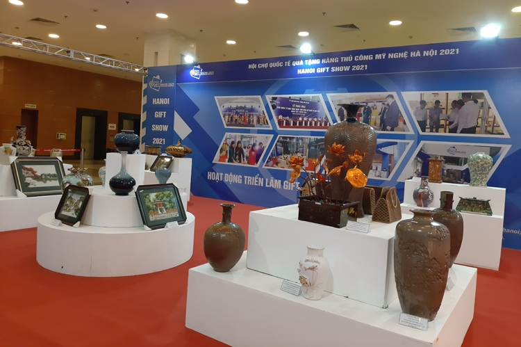 Cuộc thi thiết kế mẫu sản phẩm thủ công mỹ nghệ Hà Nội 2021: Chắp cánh nghệ thuật bàn tay Việt