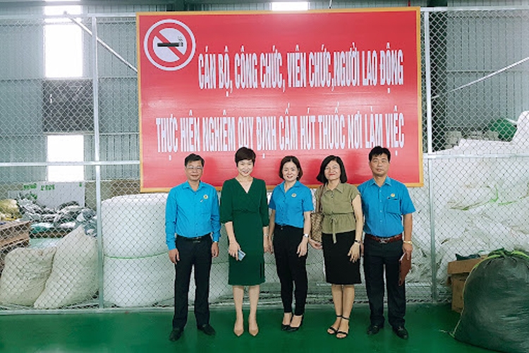 Chung tay xây dựng môi trường không khói thuốc lá Chung tay xây dựng môi trường không khói thuốc lá