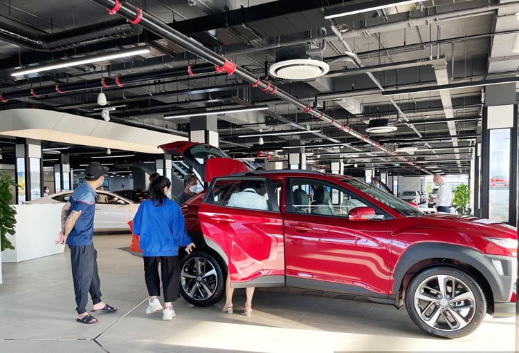 Thị trường ôtô: Khởi sắc nhờ ưu đãi phí trước bạ Thị trường ôtô: Khởi sắc nhờ ưu đãi phí trước bạ