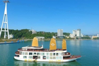 Quảng Ninh công bố các cơ sở đầu tiên được đón khách du lịch quốc tế
