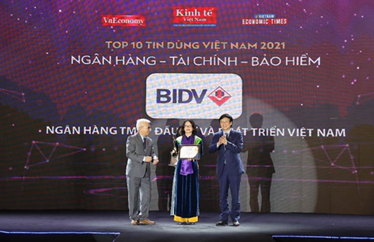 Thẻ tín dụng BIDV Visa Platinum Cashback Online lọt Top 10 Tin dùng Việt Nam 2021 Thẻ tín dụng BIDV Visa Platinum Cashback Online lọt Top 10 Tin dùng Việt Nam 2021