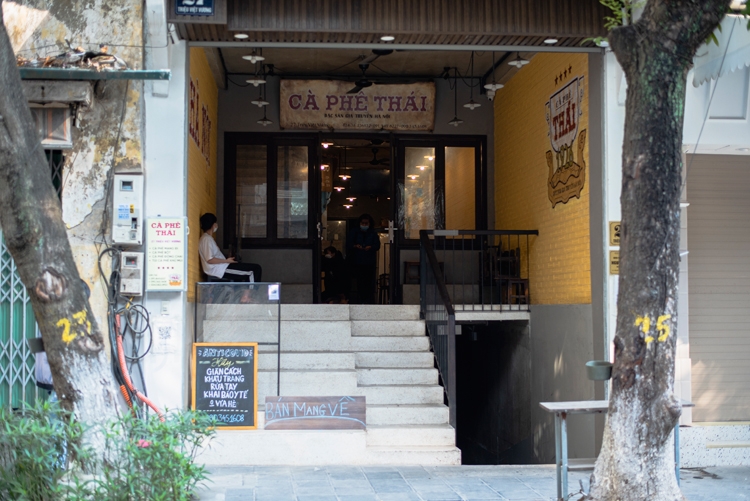 Trở thành “vùng cam” – Nỗi lo của các tiểu thương Hà Nội