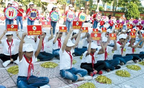 Tích cực xây dựng trường học không khói thuốc