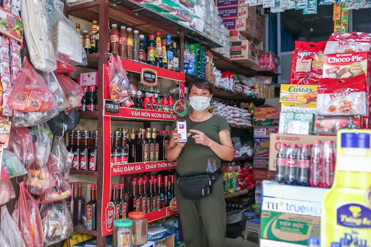 Mách nước độc chiêu "bán 1 tháng, lời cả năm" cho các chủ tạp hóa mùa Tết này