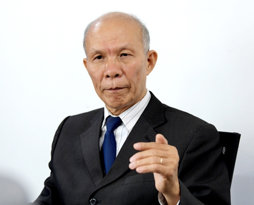 Ổn định kinh tế vĩ mô phải đặt lên hàng đầu