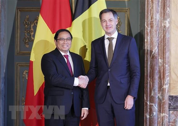 Lễ đón chính thức Thủ tướng Phạm Minh Chính thăm Vương quốc Bỉ hình ảnh 1 Le don chinh thuc Thu tuong Pham Minh Chinh tham Vuong quoc Bi hinh anh 1