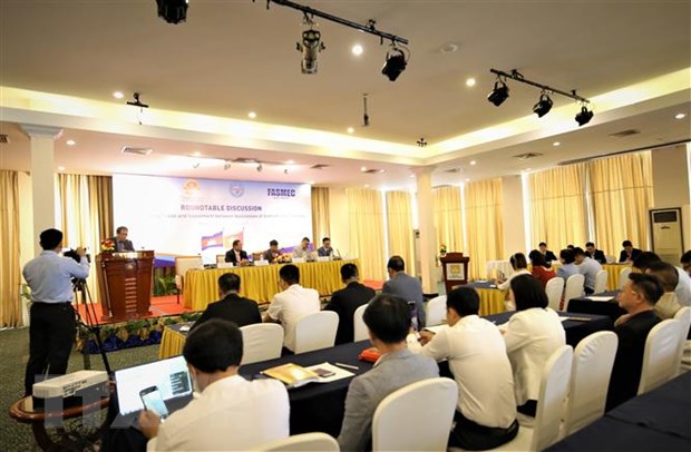 Xúc tiến thương mại và đầu tư giữa doanh nghiệp Việt Nam và Campuchia hình ảnh 1 Xuc tien thuong mai va dau tu giua doanh nghiep Viet Nam va Campuchia hinh anh 1