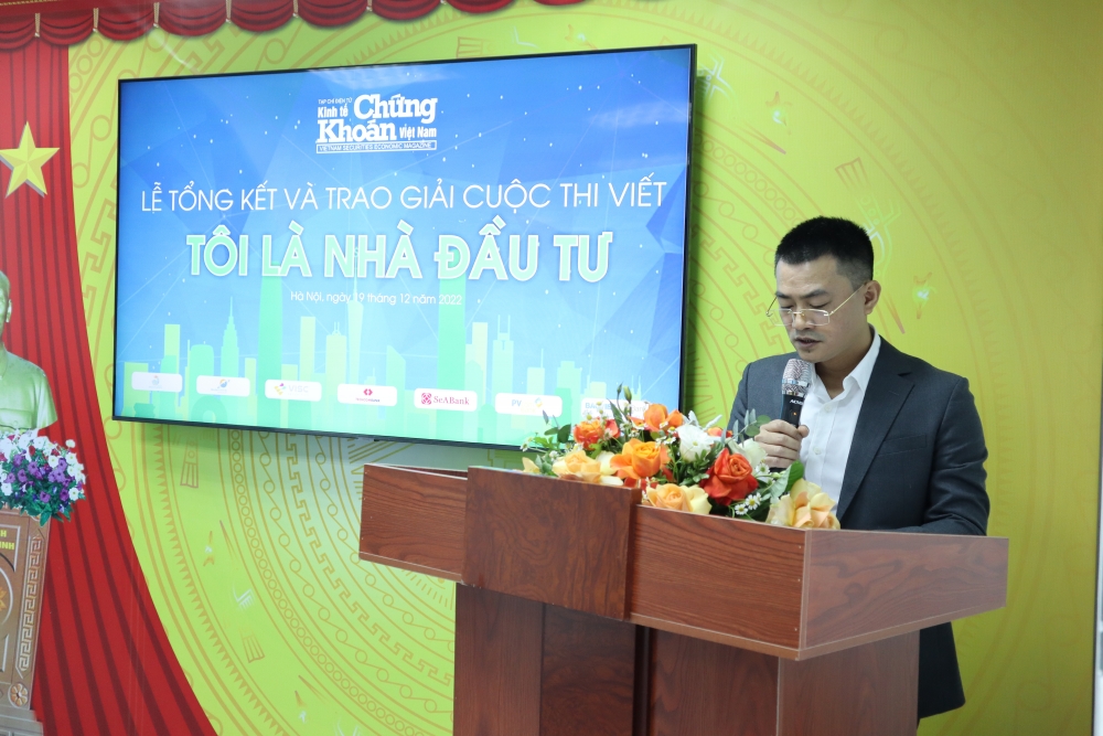 Tạp chí điện tử Kinh tế Chứng khoán Việt Nam tổng kết và trao giải cuộc thi viết “Tôi là Nhà đầu tư” Tạp chí điện tử Kinh tế Chứng khoán Việt Nam tổng kết và trao giải cuộc thi viết “Tôi là Nhà đầu tư”