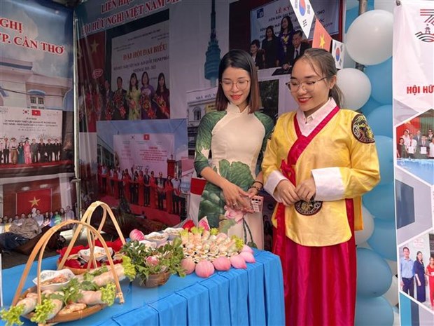 Quy mô thương mại Việt Nam-Hàn Quốc tăng mạnh kể từ năm 1992 hình ảnh 1 Quy mo thuong mai Viet Nam-Han Quoc tang manh ke tu nam 1992 hinh anh 1