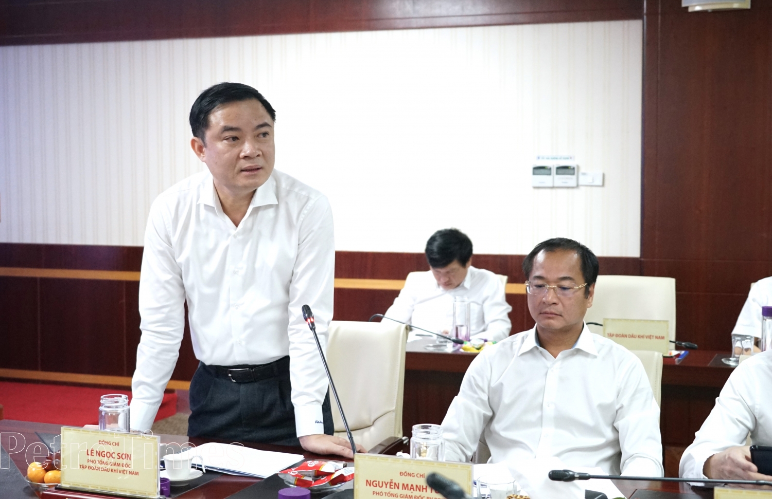 Đoàn Đại biểu Hội đồng Dân tộc và các Ủy ban của Quốc hội nhấn mạnh vai trò quan trọng của ngành Dầu khí Đoàn Đại biểu Hội đồng Dân tộc và các Ủy ban của Quốc hội nhấn mạnh vai trò quan trọng của ngành Dầu khí