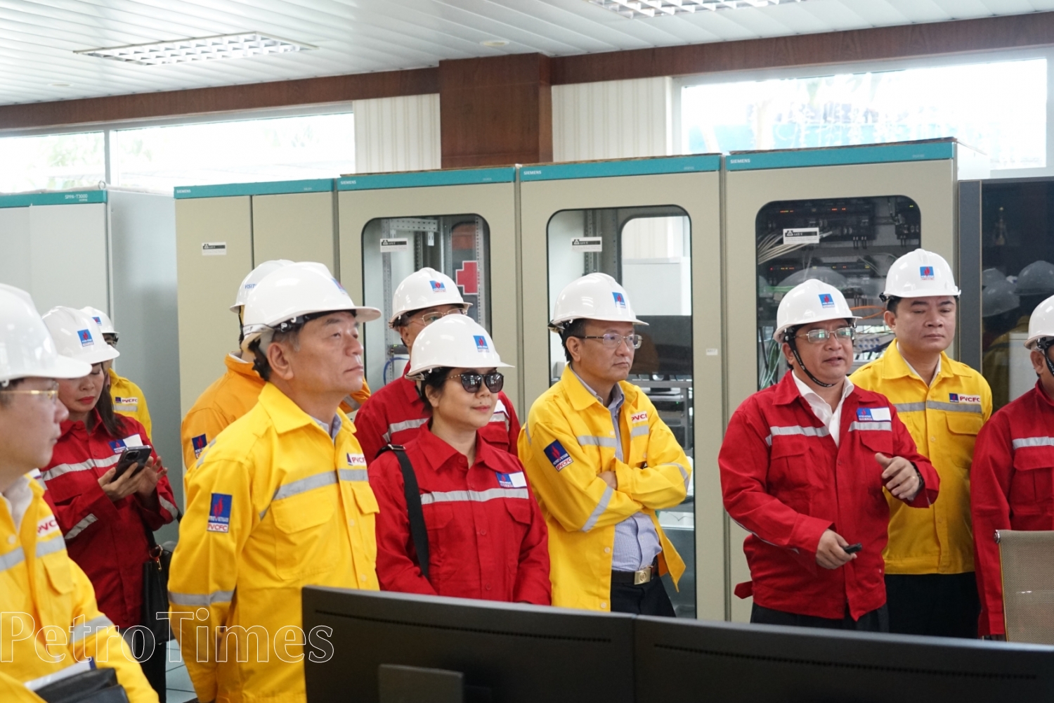 Đoàn Đại biểu Hội đồng Dân tộc và các Ủy ban của Quốc hội nhấn mạnh vai trò quan trọng của ngành Dầu khí Đoàn Đại biểu Hội đồng Dân tộc và các Ủy ban của Quốc hội nhấn mạnh vai trò quan trọng của ngành Dầu khí