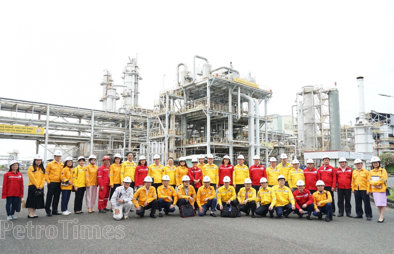 Đoàn Đại biểu Hội đồng Dân tộc và các Ủy ban của Quốc hội nhấn mạnh vai trò quan trọng của ngành Dầu khí Đoàn Đại biểu Hội đồng Dân tộc và các Ủy ban của Quốc hội nhấn mạnh vai trò quan trọng của ngành Dầu khí