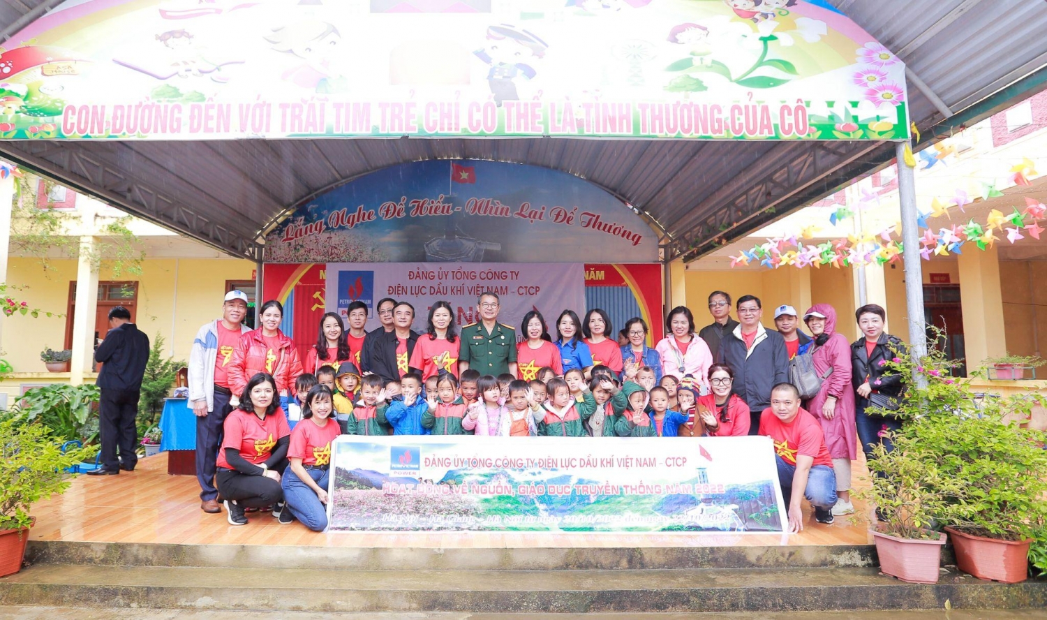 PV Power - Hành trình về nguồn nơi địa đầu Tổ quốc PV Power - Hành trình về nguồn nơi địa đầu Tổ quốc