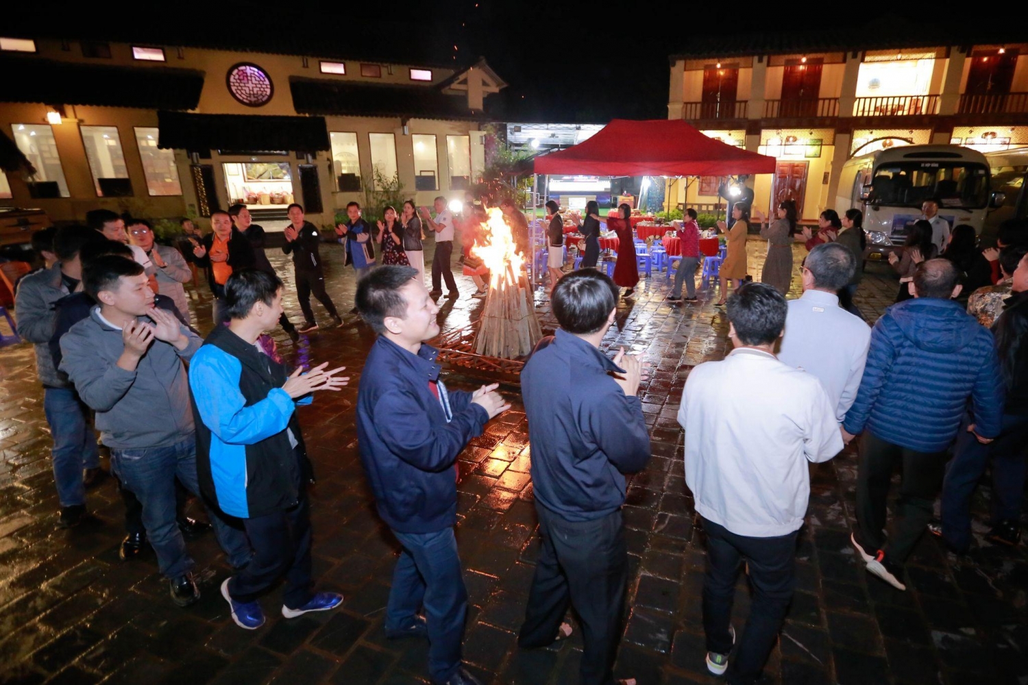 PV Power - Hành trình về nguồn nơi địa đầu Tổ quốc PV Power - Hành trình về nguồn nơi địa đầu Tổ quốc