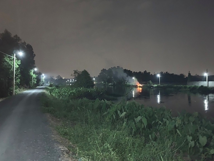 Ngành điện miền Nam lan tỏa chương trình “Thắp sáng đường quê” nganh dien mien nam lan toa chuong trinh thap sang duong que