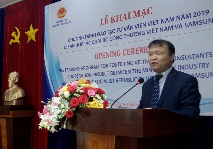 nam 2019 viet nam se co them 100 chuyen gia tu van ve cong nghiep ho tro