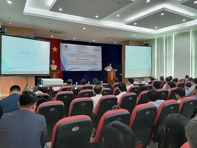 nam 2019 viet nam se co them 100 chuyen gia tu van ve cong nghiep ho tro