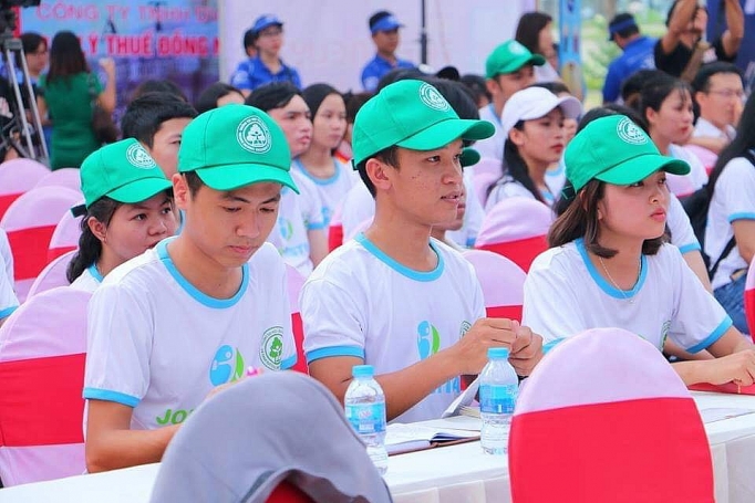 Hơn 100 doanh nghiệp tham gia Lễ hội việc làm Job Festival hon 100 doanh nghiep tham gia le hoi viec lam job festival