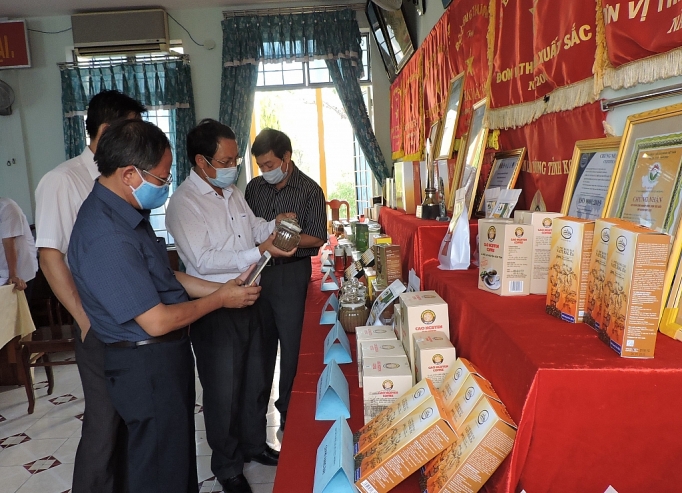 Kon Tum: Gia tăng giá trị sản phẩm địa phương kon tum gia tang gia tri san pham dia phuong