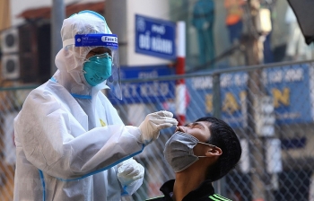 Tin Covid-19 sáng 12/4: Chỉ còn hơn 1.200 ca phải thở ô xy