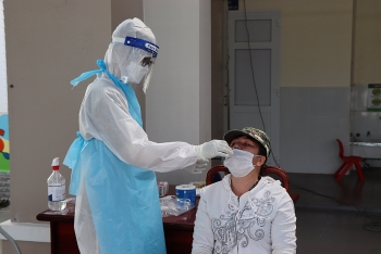 Tin Covid-19 tối ngày 17/4: Giảm tới 3.814 ca